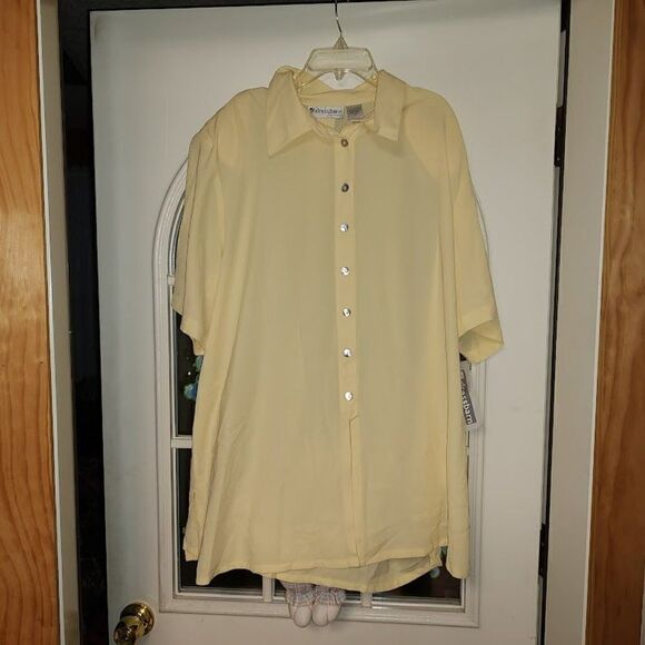 New Dress Barn Yellow Button Down Short Sleeve Top Size Women's 3X - Picture 1 of 2